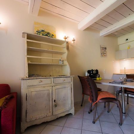 La Campagne St Lazare - Restaurant Chambres D'Hotes Piscine & Spa Forcalquier Eksteriør billede