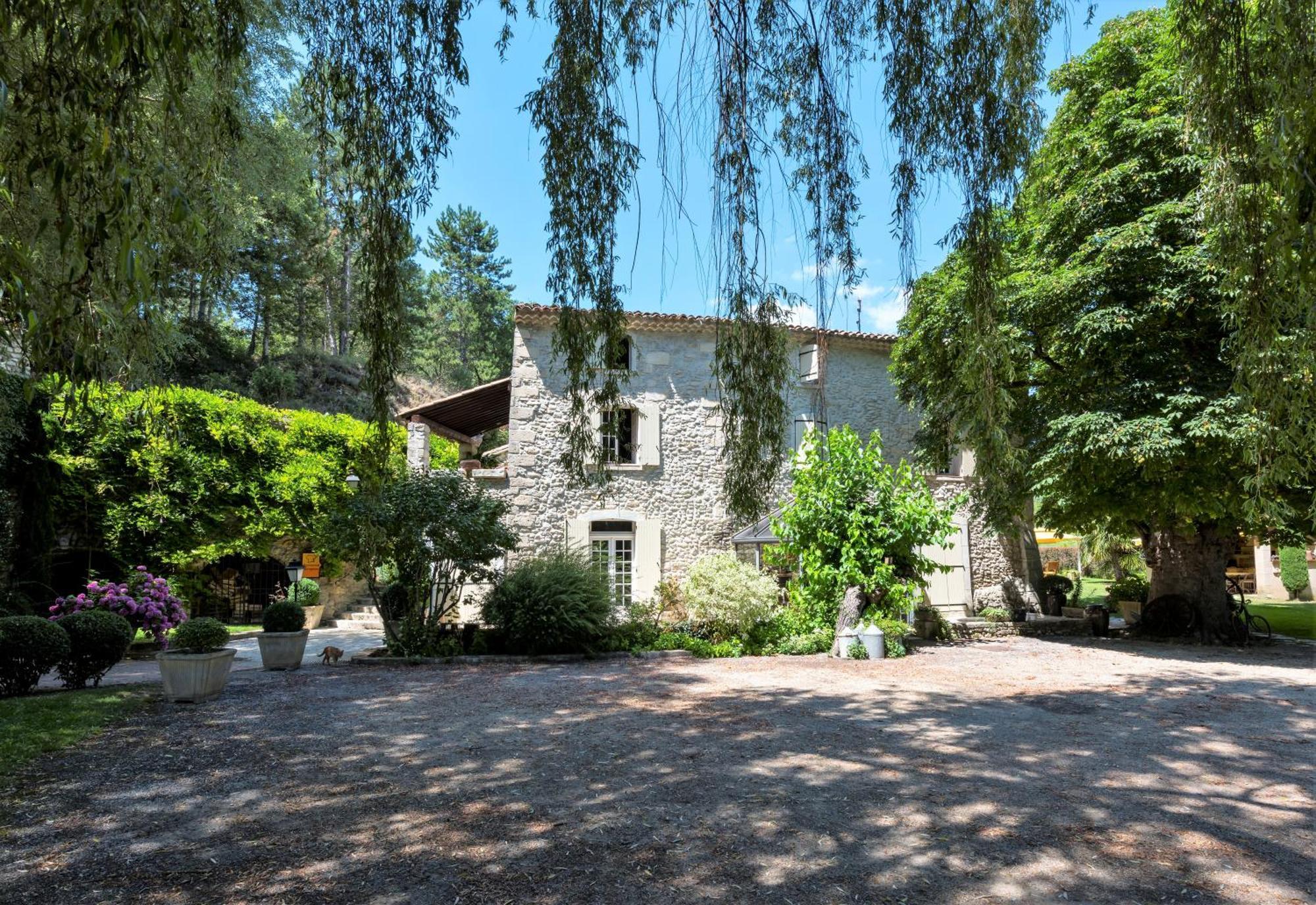 La Campagne St Lazare - Restaurant Chambres D'Hotes Piscine & Spa Forcalquier Eksteriør billede