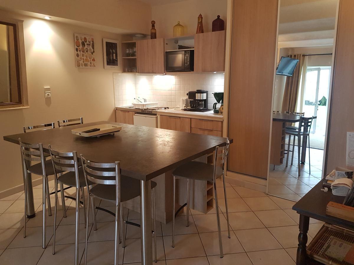 La Campagne St Lazare - Restaurant Chambres D'Hotes Piscine & Spa Forcalquier Eksteriør billede