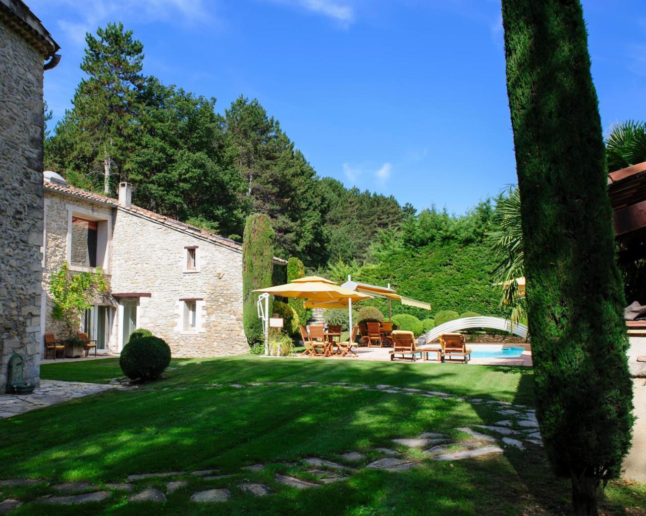 La Campagne St Lazare - Restaurant Chambres D'Hotes Piscine & Spa Forcalquier Eksteriør billede